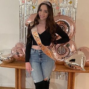 Meet your Posher, Lexy